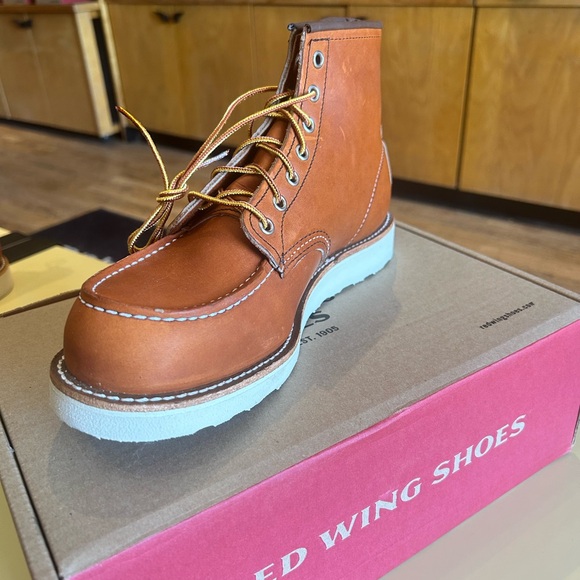 Red Wing Boots BRAND NEW! - Picture 4 of 4
